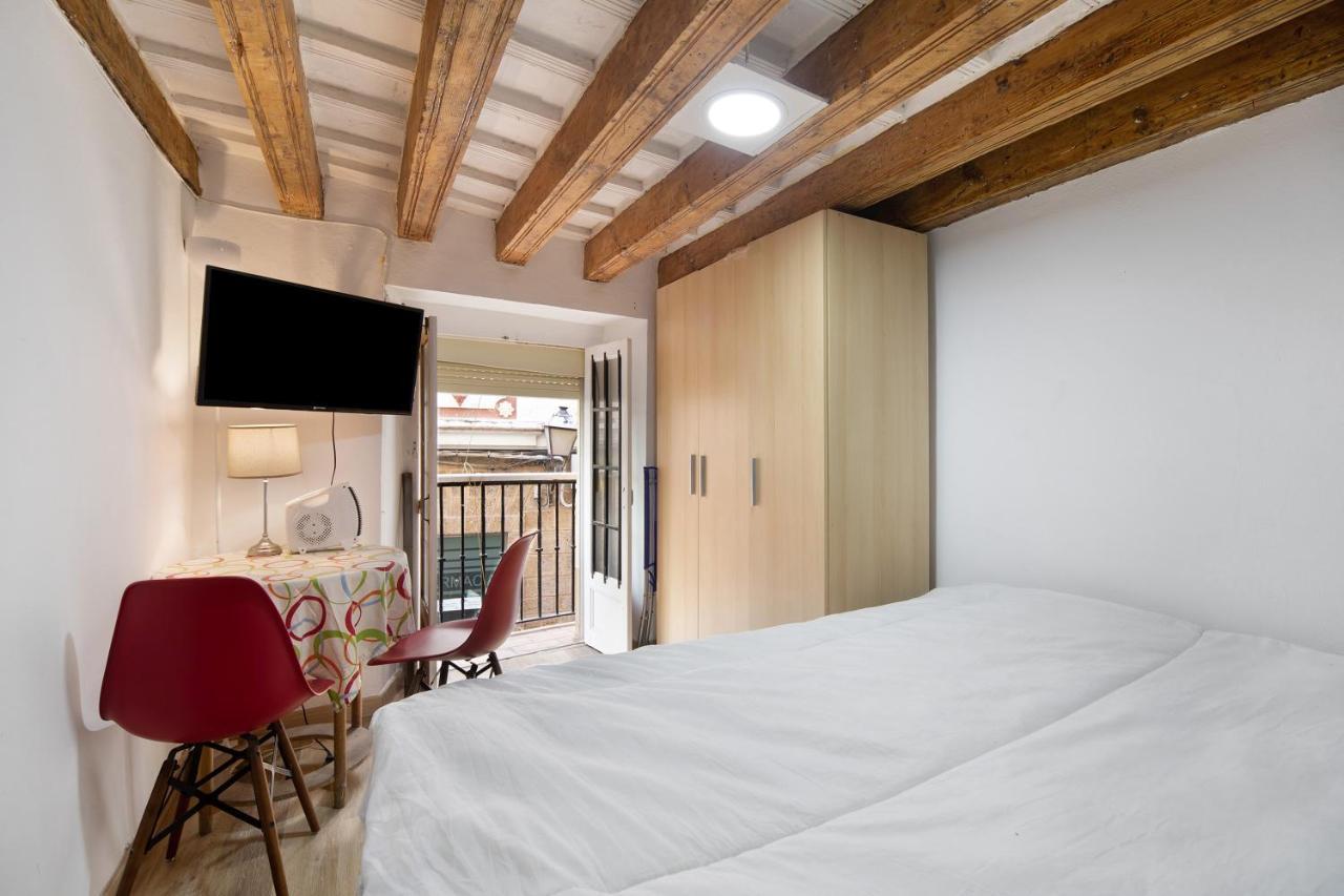 Cathedral Two Bedrooms Apartment Кадис Экстерьер фото